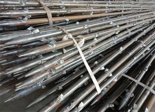 平坝管棚钢花管加工